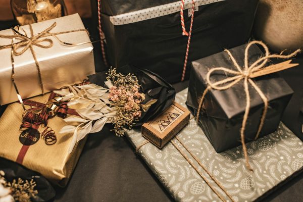 10 astuces innovantes pour dénicher des cadeaux uniques